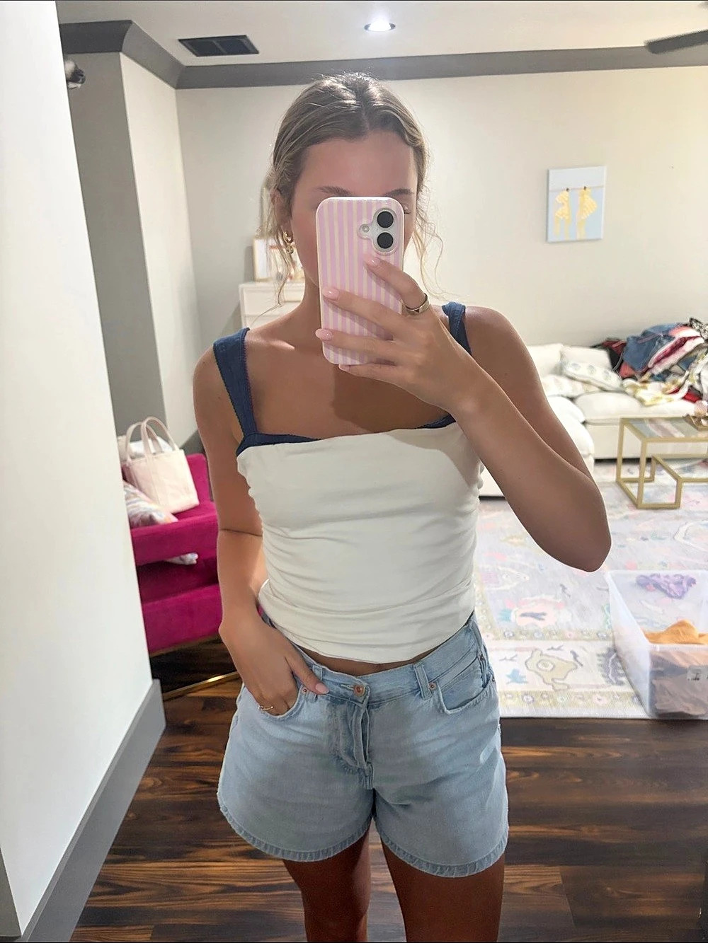 Free people
Ruched Color Block Tank Top in White & Blue Like New
Large but fits
